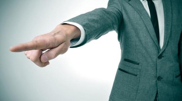 patrice feussi fotbalist din liga 1 expulzat din romania pentru edere ilegala