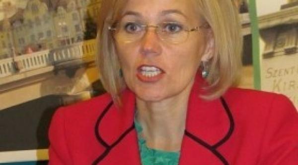 rozalia biro ii atrage aten ia lui traian basescu