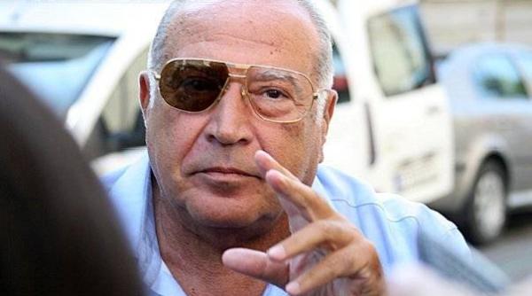 cat costa o pereche de ochelari marca dan voiculescu foto