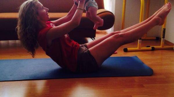 carmen bruma fotografie de senza ie cu fiul ei fot