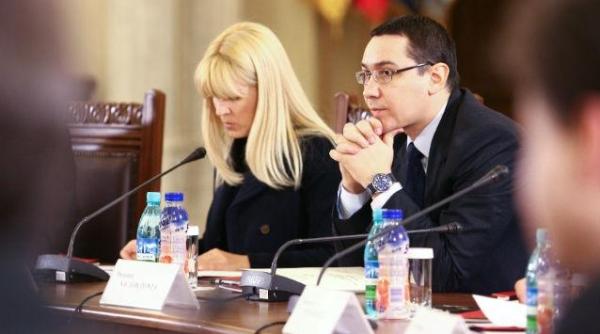cozmin gusa elena udrea un candidat care il dezavantajeaza pe victor ponta