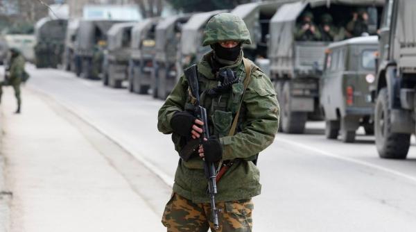 armata ucraineana a atacat i distrus blindatele ruse intrate pe teritoriul ucrainei