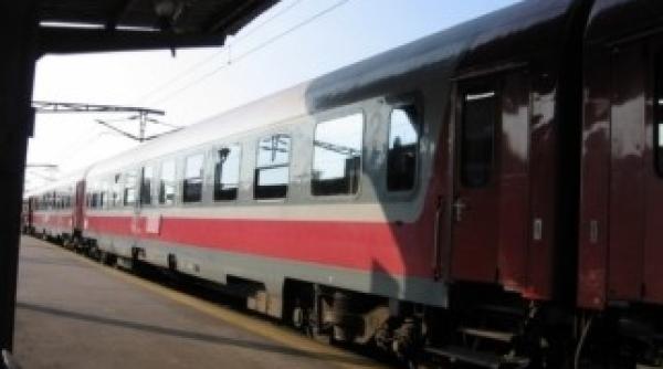 un barbat a supravie uit dupa ce a fost aruncat din tren