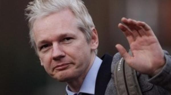 julian assange wikileaks voi parasi curand ambasada ecuadorului