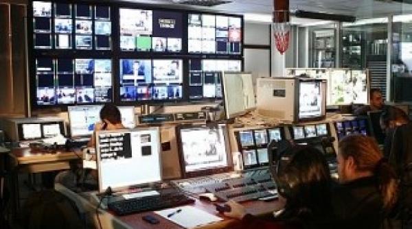 alan landsburg un renumit regizor si producator tv a murit