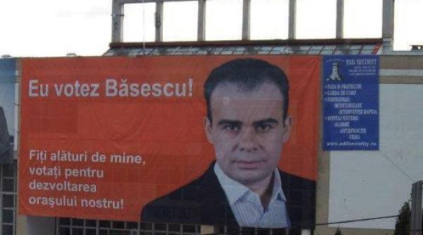 victor ponta in gra iile lui traian basescu cu ajutorul lui darius valcov dovada foto