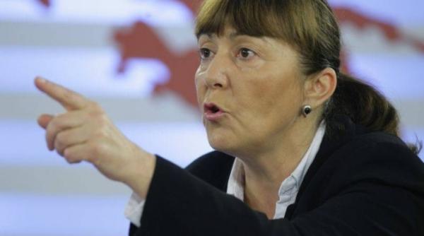 mircea dolha cere demiterea monicai macovei din pdl