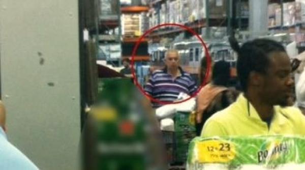 nicu or constantinescu fotografiat la cumparaturi in new york