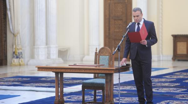 darius valcov juramant ca ministru al bugetului