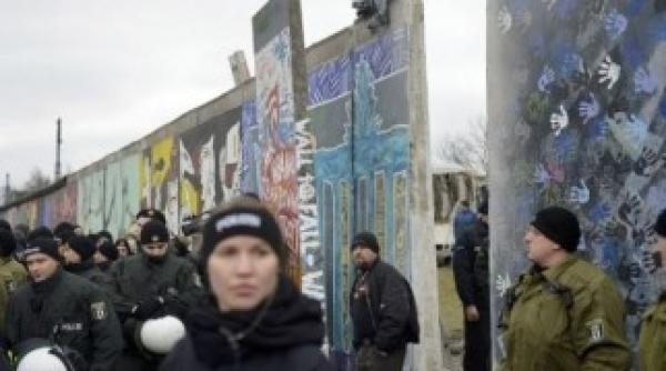 zidul berlinului vandut pe buca i