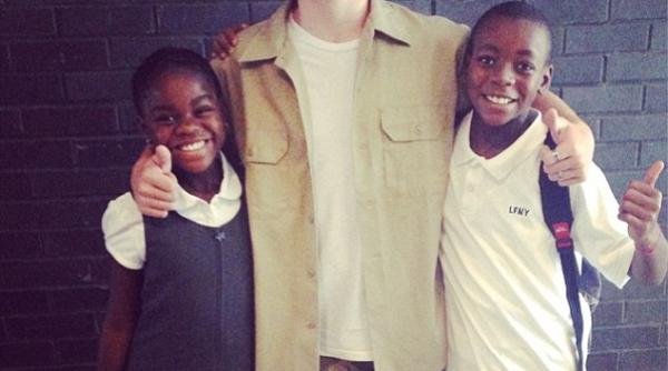 cei trei copii ai madonnei impreuna la coala