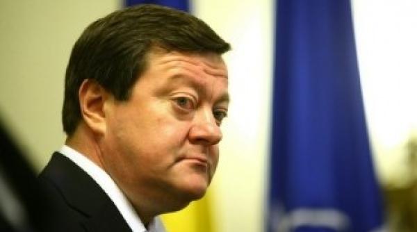 acl fierbe frunzaverde sare la gatul lui predoiu