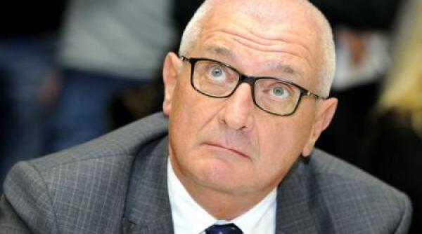 corina cre u comisar european gyorgy frunda nu exista portofolii de mica i mare anvergura