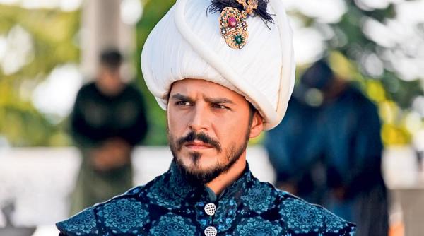 suleyman magnificul prin ul mustafa decide soarta sultanului