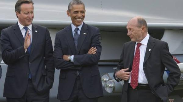 gafa traian basescu s a facut de ras in fa a lui obama