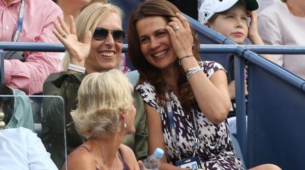 martina navratilova a cerut o in casatorie pe julia lemingova prietena ei