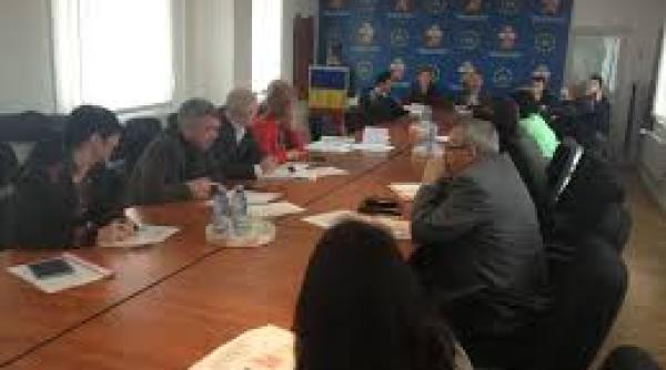 profesori mai mul i bani de la ministerul educa iei