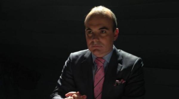 rare bogdan revoltat pe vasile blaga este nesim it este o porcarie