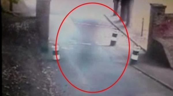 castel bantuit fantoma filmata la intrarea in castelul dover