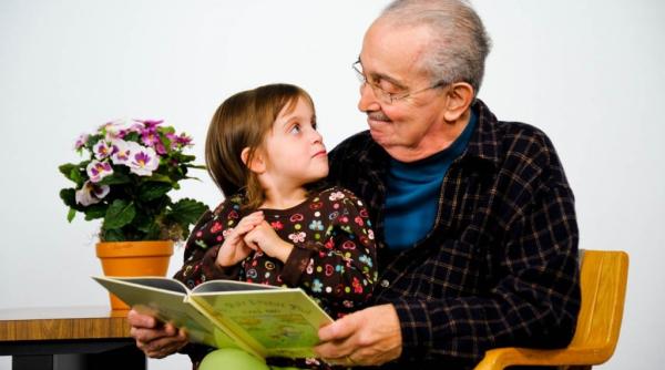 senatorii le dau bunicilor o zi a lor cand va fi i ce se va intampla