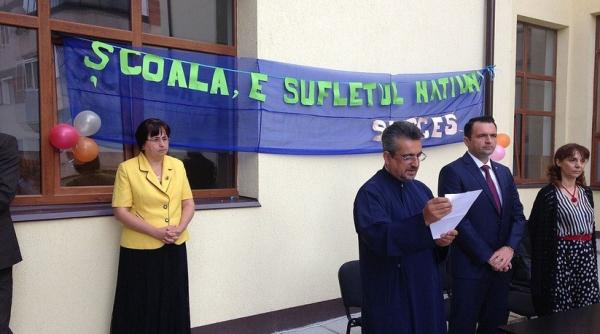 explica ie halucinanta privind banerul scris gre it de un profesor se mai intampla