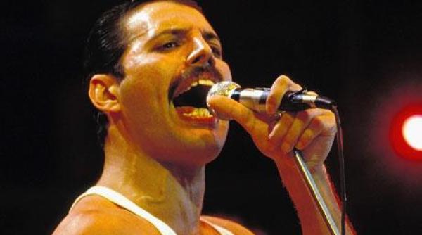 freddie mercury queen lanseaza un brand de votca in onoarea artistului video