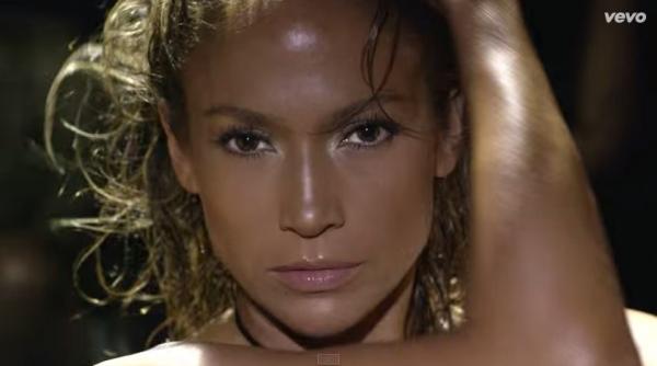 jennifer lopez videoclip incendiar booty