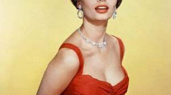 sophia loren frumuse e i farmec la 80 de ani