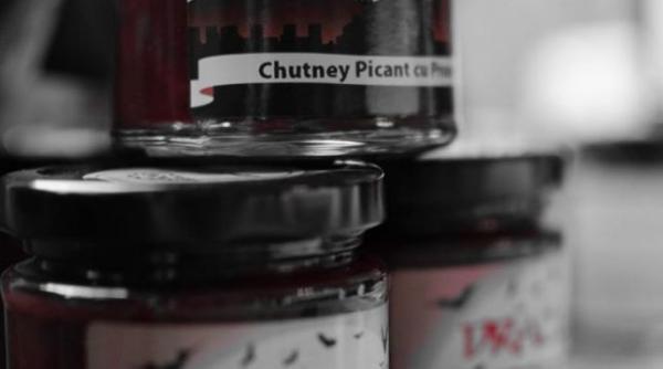 mancarea lui dracula  sos de prune cu usturoi