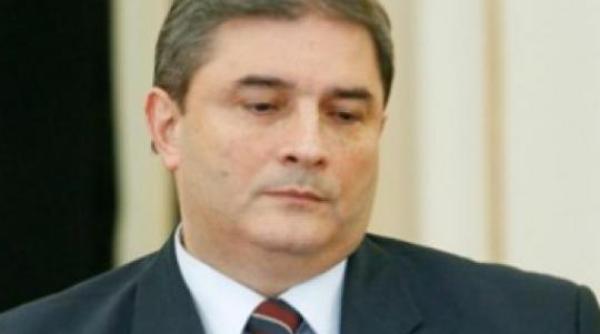 cine il inlocuie te pe mele canu la efia sie