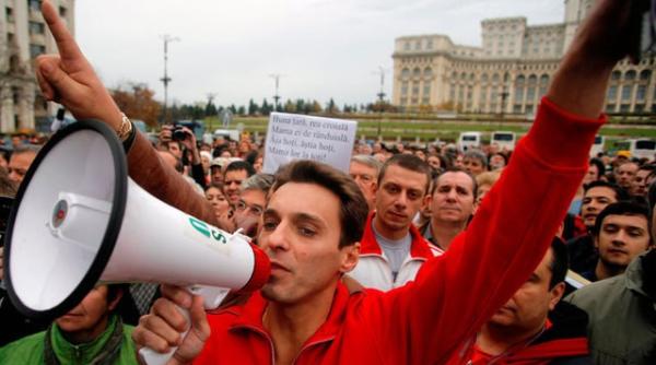 robert turcescu lt colonel sub acoperire mircea badea reac ie in cazul lui robert turcescu