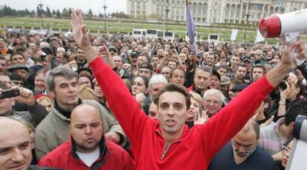 robert turcescu ofi er acoperit mircea badea este adevarat