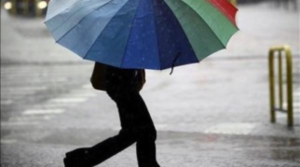 alerta meteo cod galben de ploi in bucure ti i apte jude e