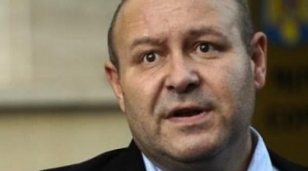 daniel fenechiu demisioneaza din ppdd