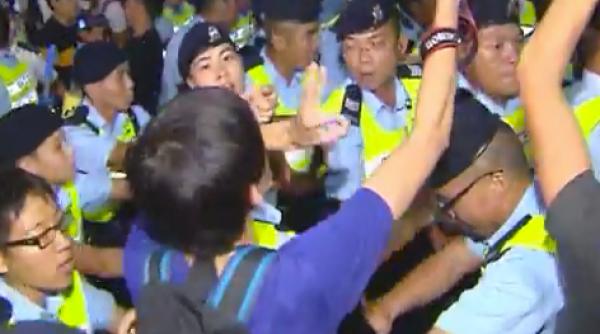hong kong distrus de proteste mii de militan i prodemocra i pe strazi