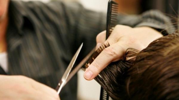 profesoara din suceava anchetata dupa ce i a taiat bretonul unui elev