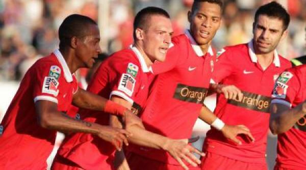 rapid pierde acasa meciul cu dinamo