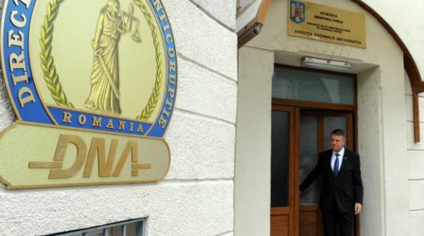 klaus iohannis proces ani incompatibilitate dovada ca iohannis poate candida la alegeri i poate fi pre edinte chiar daca este declarat incompatibil de iccj