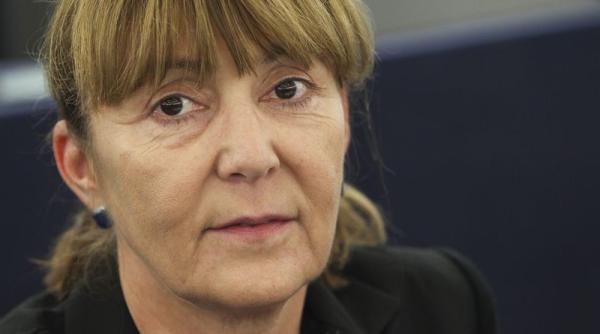 monica macovei decalog pentru politicieni