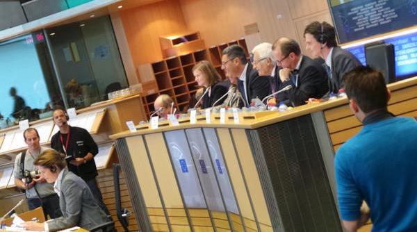 comisar ruropean ciuruit de un eurodeputat roman la audieri