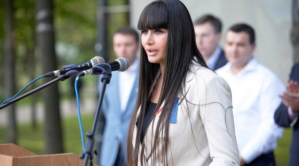 elena basescu mesaj pentru romani dupa ce stefan hell a ca tigat premiul nobel pentru chimie 2014