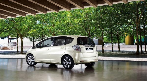 honda jazz hybrid cu motor benzina electric in romania vezi pre ul