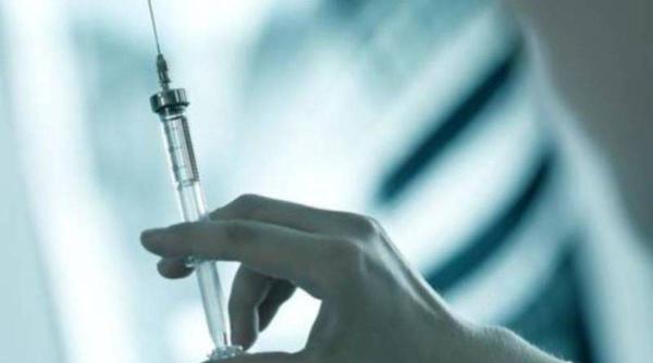 bacau despagubiri de 1 milion de euro pentru o tanara infectata cu hiv in spital