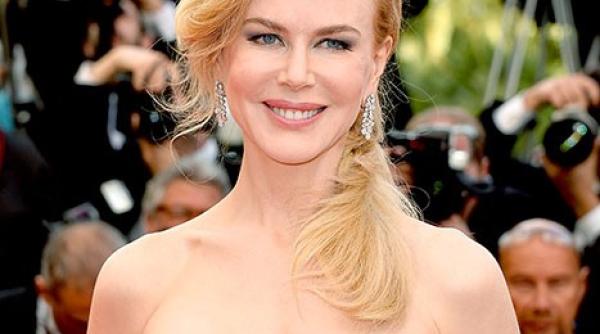 actri a nicole kidman disperata in fiecare luna sper sa fiu insarcinata