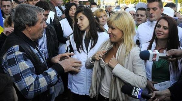 elena udrea sondaj in presa britanica din cauza fotografiei provocatoare din timpul campaniei