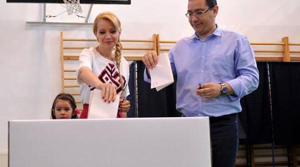 victor ponta fara familie in campania electorala