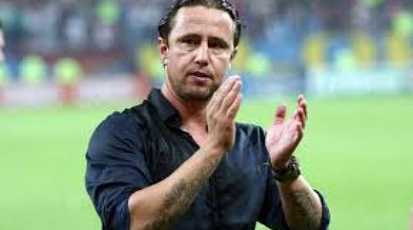 laurentiu reghecampf prima reac ie dupa ce a aflat ca victor pi urca pleaca la al ittihad