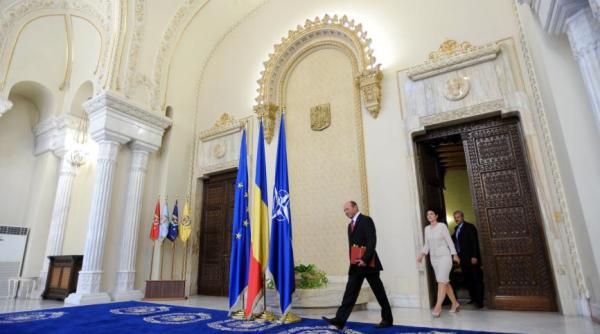 traian basescu mo tenire in serviciile secrete mugur ciuvica nesim ire i ipocrizie maxime