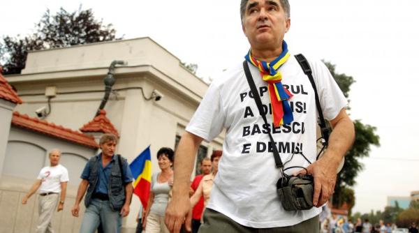 ioan ghi e pentru dc news vor urma i alte dezvaluiri in campania preziden iala traian basescu vrea sa creeze cat mai multe diversiuni