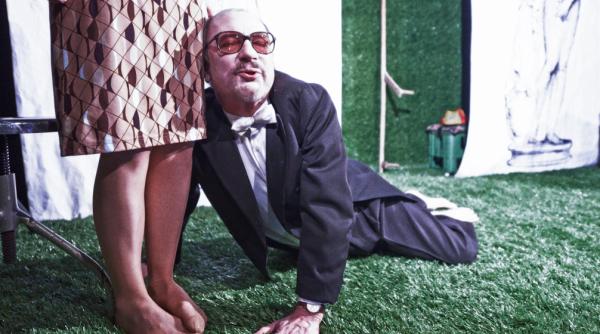 spectacol al studiolului rubin praga la fest in pe bulevard